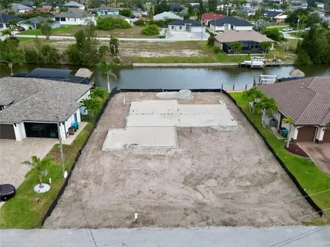 2311 NW 35th Avenue Cape Coral FL 33993