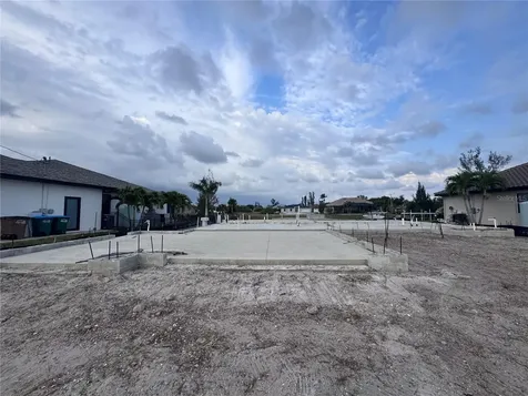 2311 NW 35th Avenue Cape Coral FL 33993