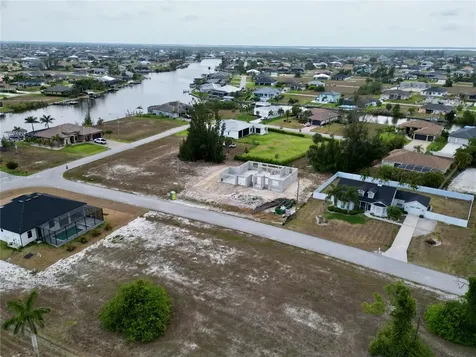 2311 NW 35th Avenue Cape Coral FL 33993
