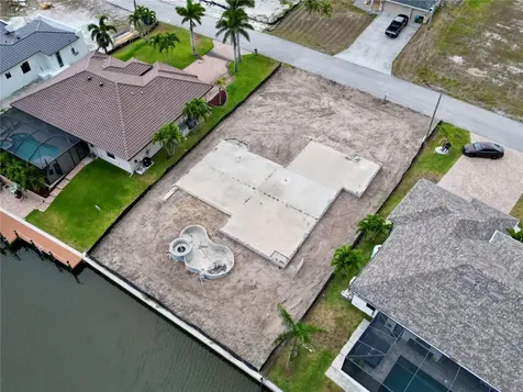 2311 NW 35th Avenue Cape Coral FL 33993