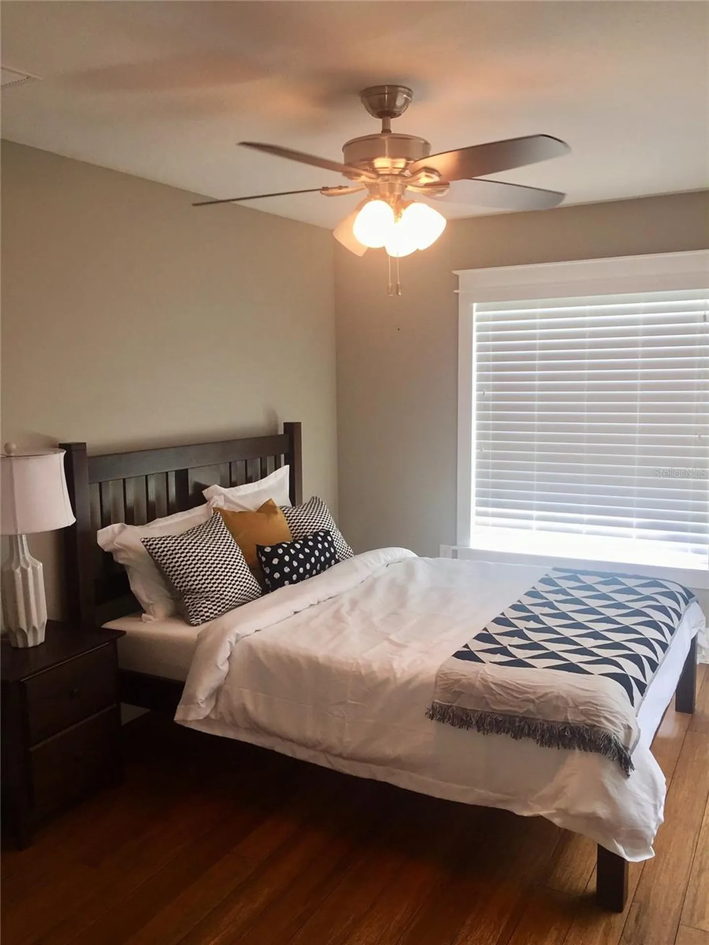 121 W Giddens Avenue Tampa FL 33603