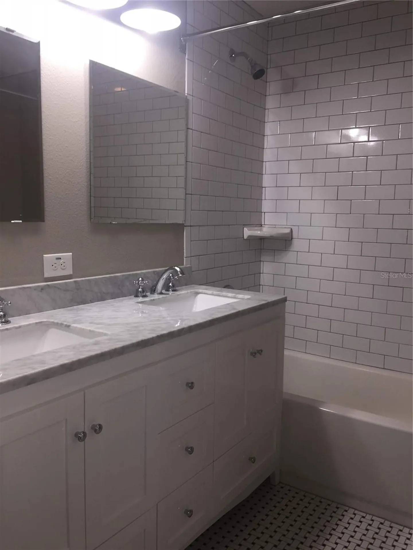 121 W Giddens Avenue Tampa FL 33603