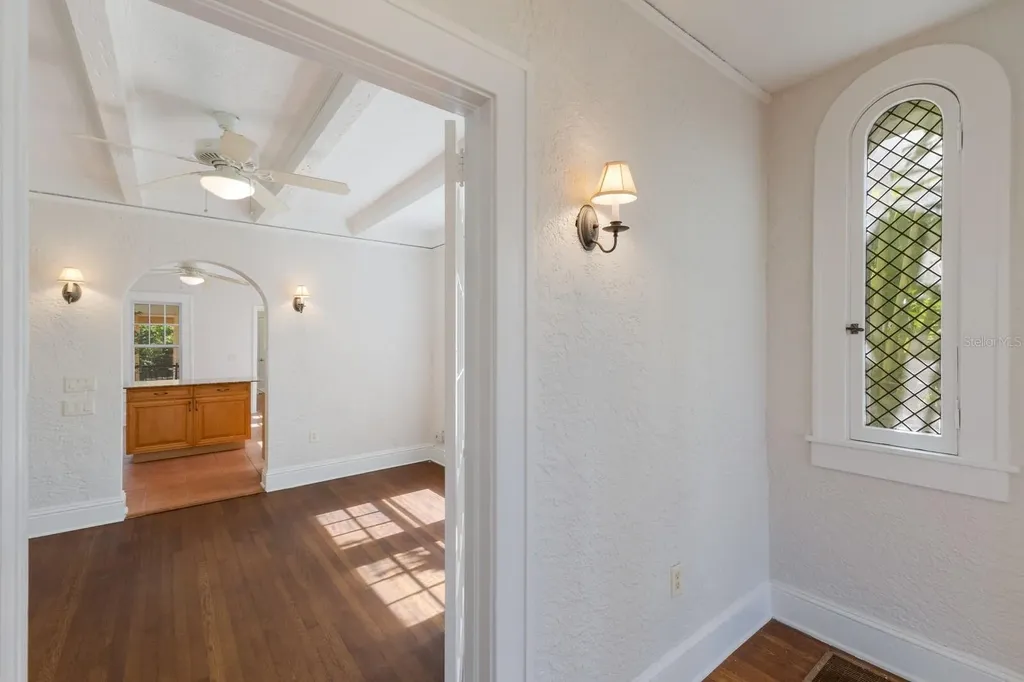 455 Acacia Drive Sarasota FL 34234