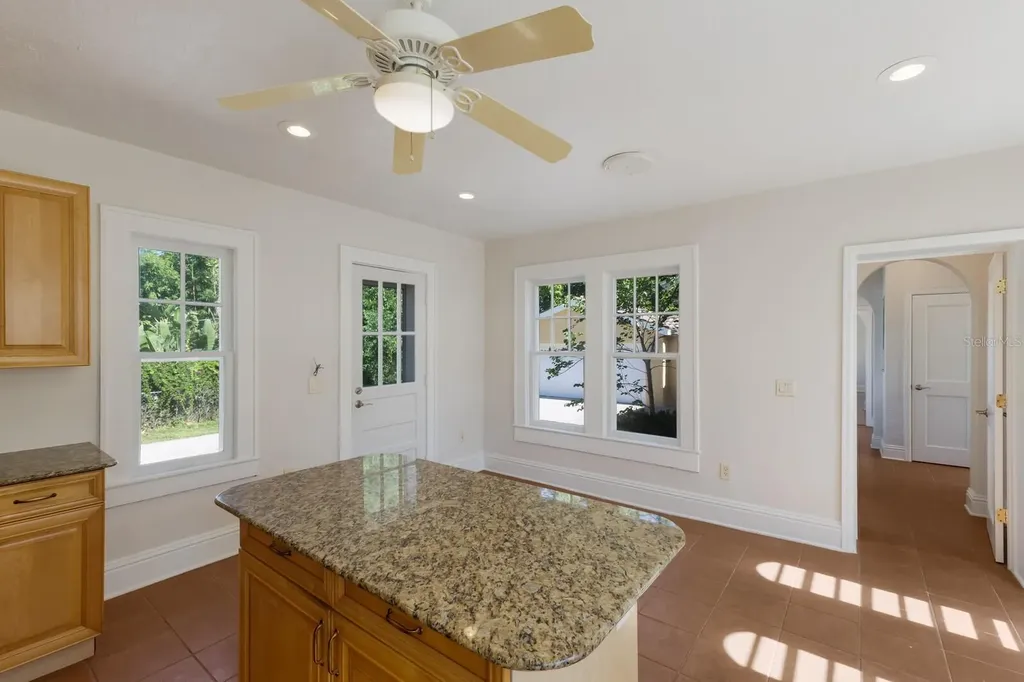 455 Acacia Drive Sarasota FL 34234