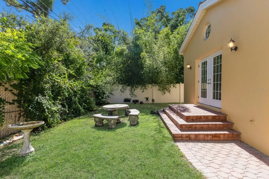 455 Acacia Drive Sarasota FL 34234