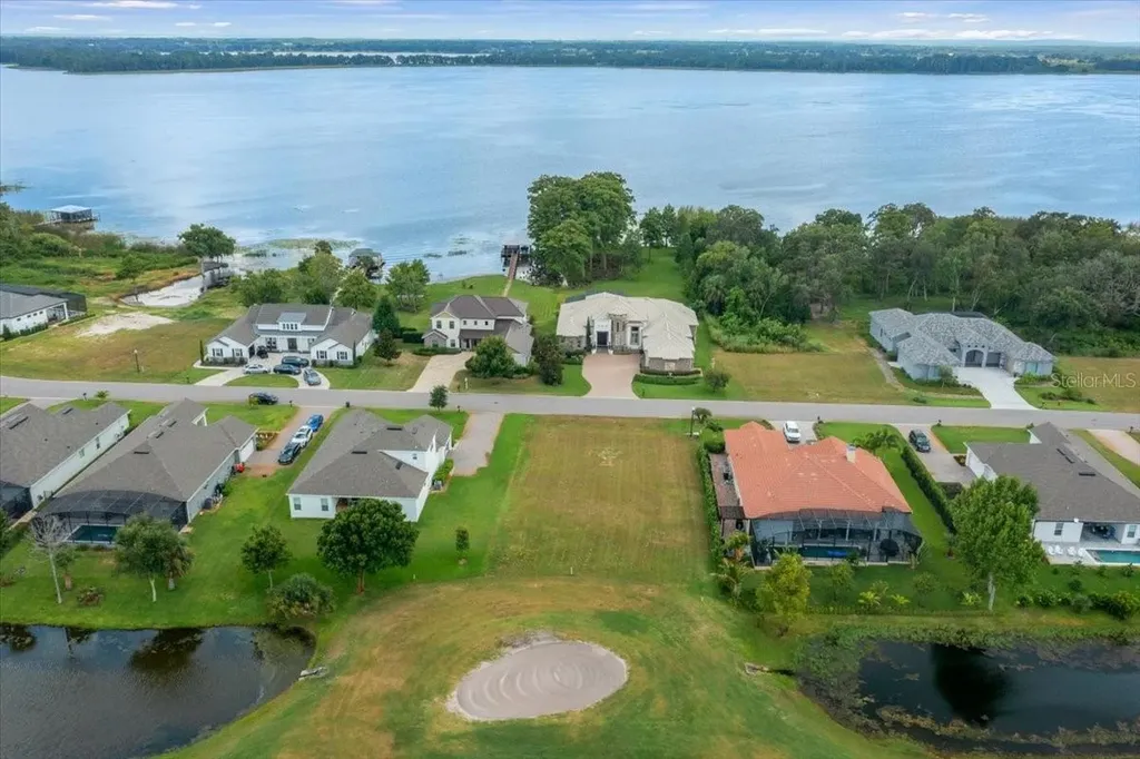 Live Oak Drive Tavares FL 32778
