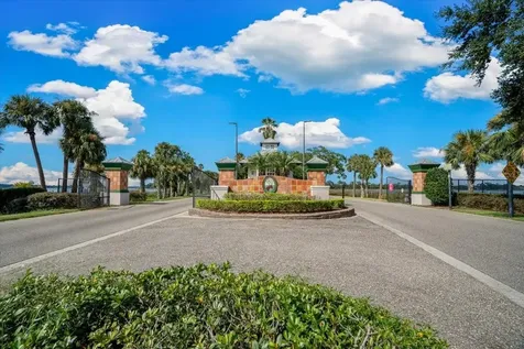 Live Oak Drive Tavares FL 32778