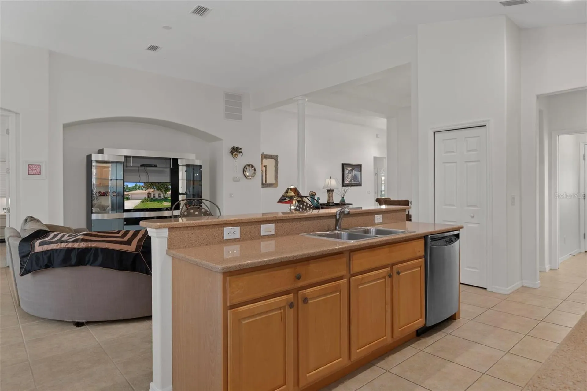 1031 W Diamond Shore Loop Hernando FL 34442