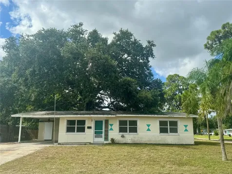 1792 77th Avenue N St Petersburg FL 33702