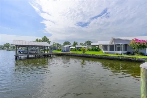 164 Moonlite Drive Welaka FL 32193