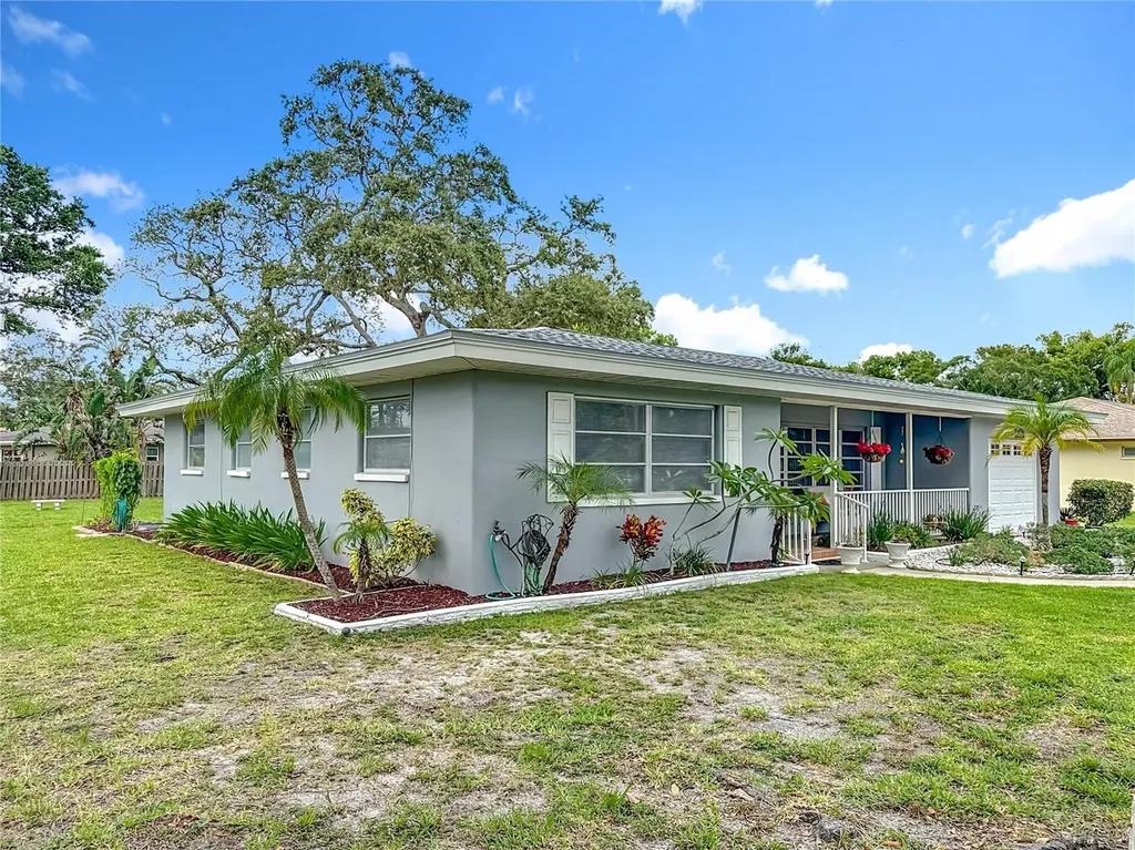 108 Indian Rocks Road S Belleair Bluffs FL 33770