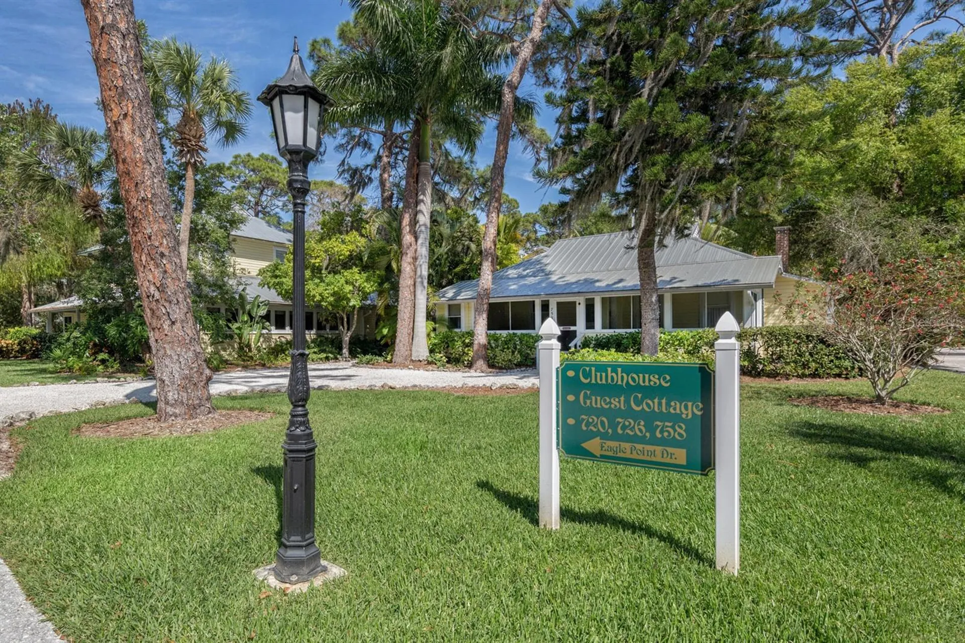 726 Eagle Point Drive Venice FL 34285