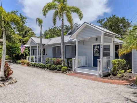 726 Eagle Point Drive Venice FL 34285