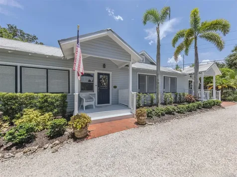 726 Eagle Point Drive Venice FL 34285