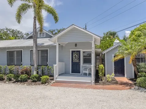 726 Eagle Point Drive Venice FL 34285