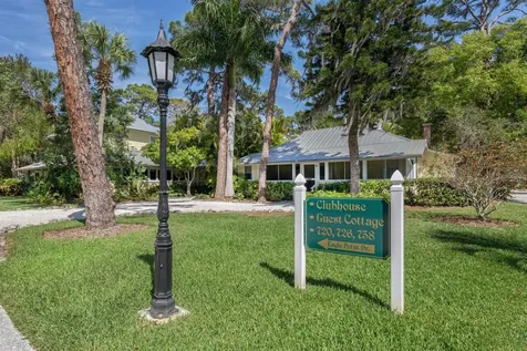 726 Eagle Point Drive Venice FL 34285