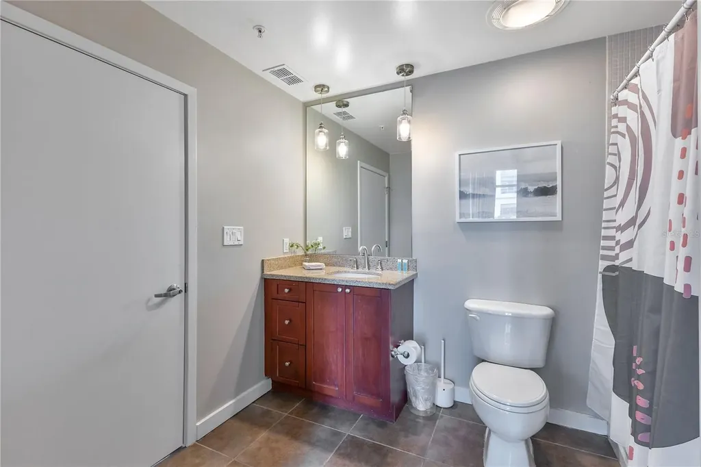 525 E Jackson Street Orlando FL 32801