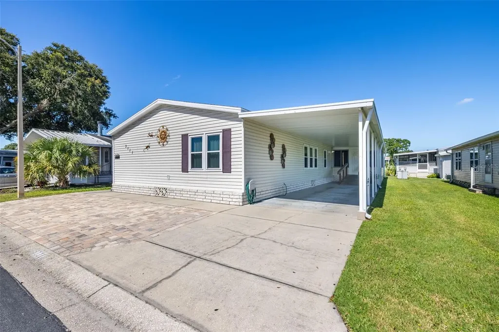 3111 Short Leaf Street Wesley Chapel FL 33543