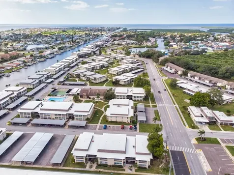 4826 Marine Parkway New Port Richey FL 34652