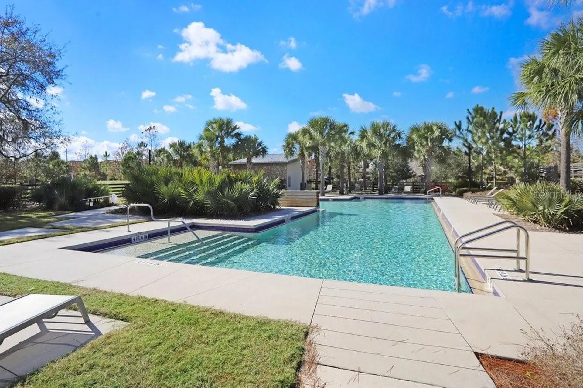 4025 Bonfire Drive Odessa FL 33556