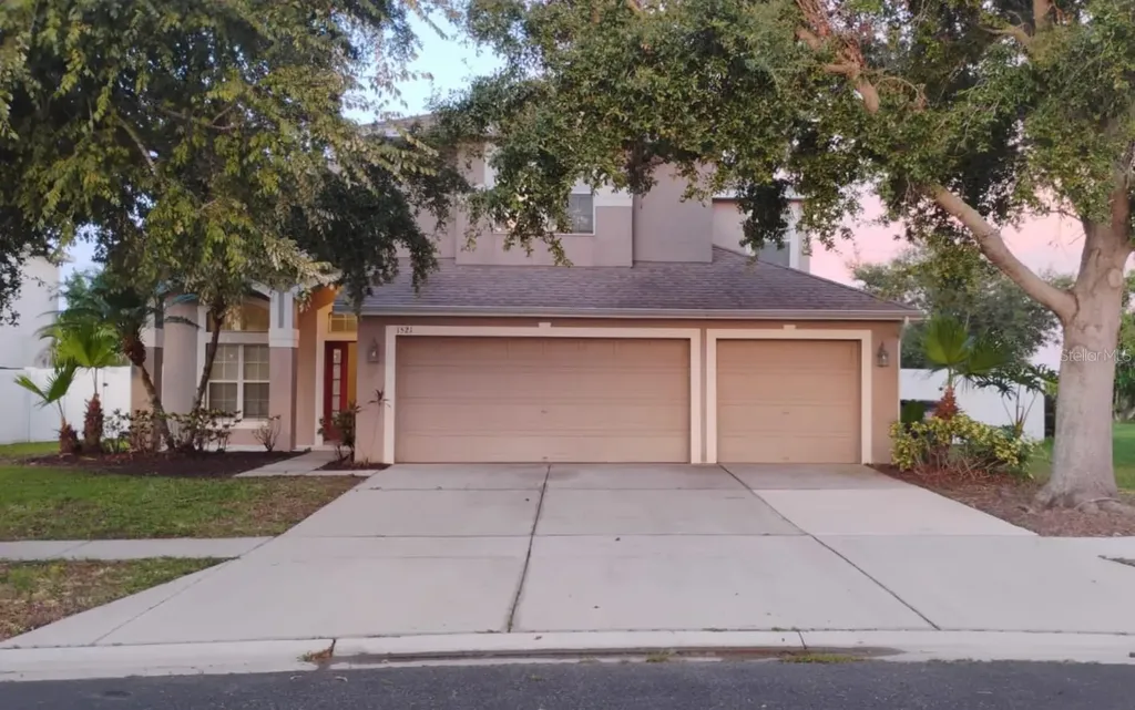 1521 Bonita Bluff Court Ruskin FL 33570