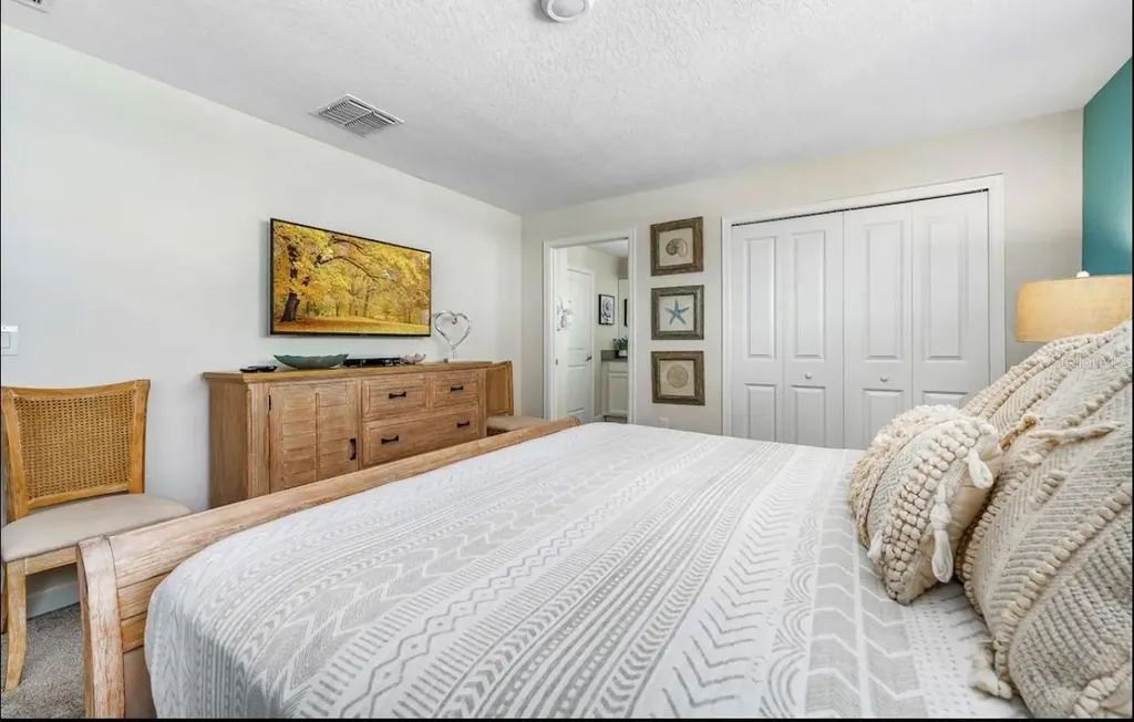 880 Pebble Beach Drive Davenport FL 33896