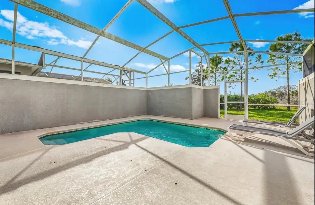 880 Pebble Beach Drive Davenport FL 33896