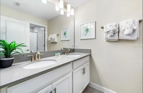 880 Pebble Beach Drive Davenport FL 33896