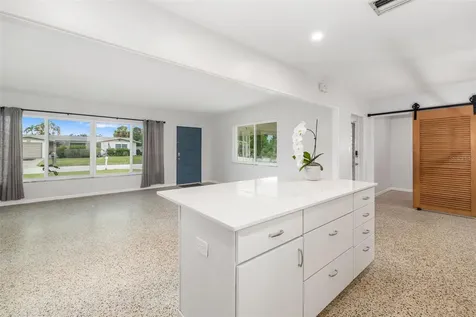 2626 Sunnyside Street Sarasota FL 34239