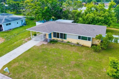 2626 Sunnyside Street Sarasota FL 34239