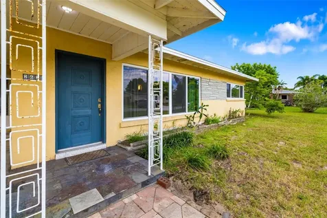 2626 Sunnyside Street Sarasota FL 34239