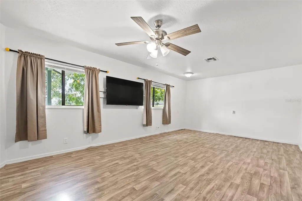 304 Shepard Dundee FL 33838