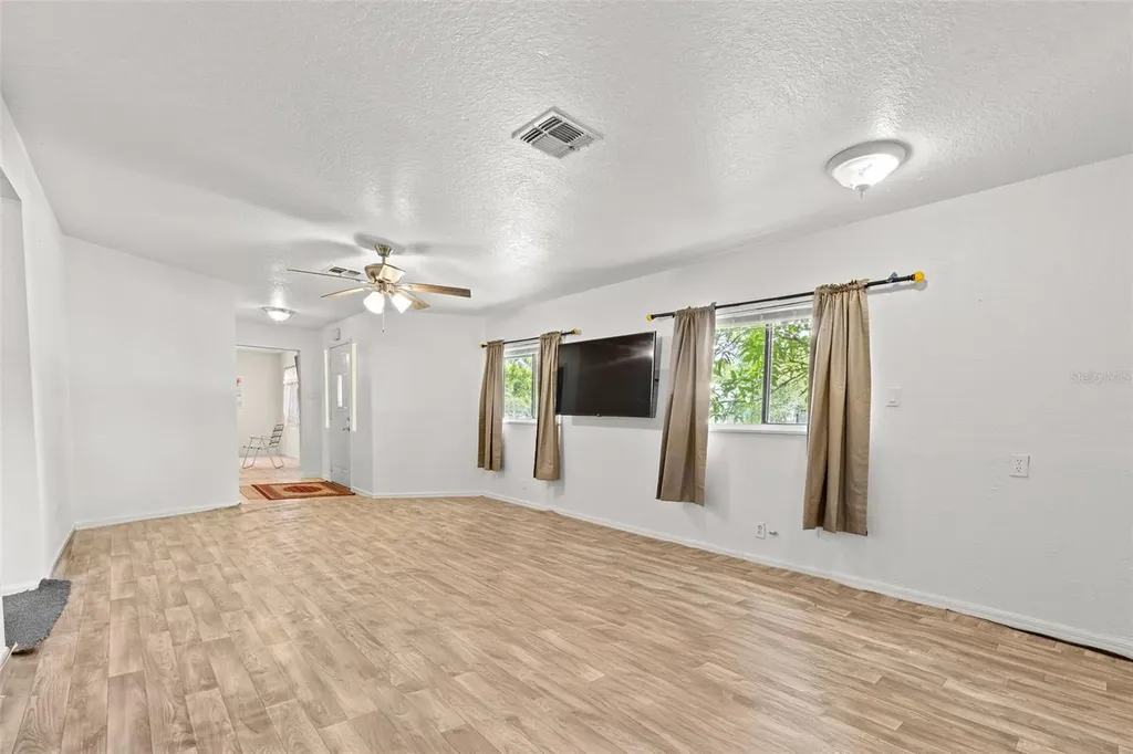 304 Shepard Dundee FL 33838