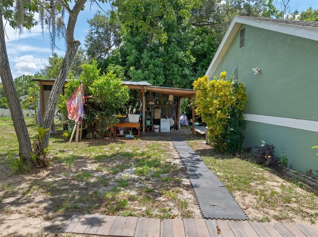 304 Shepard Dundee FL 33838