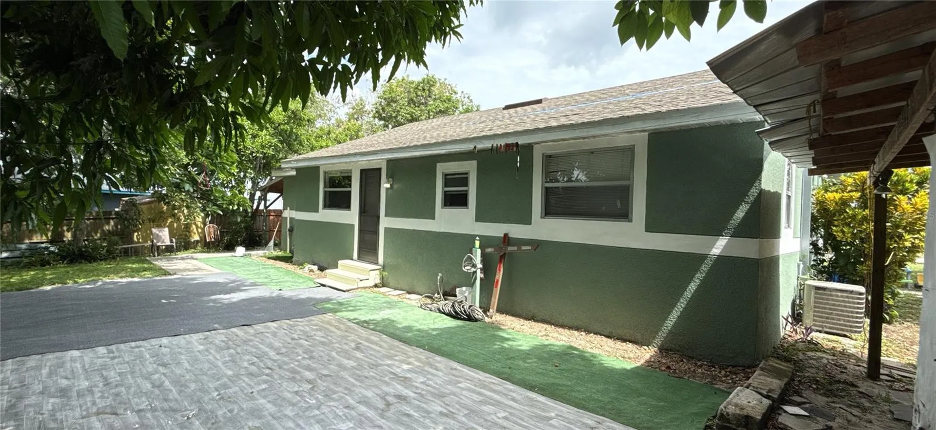 304 Shepard Dundee FL 33838