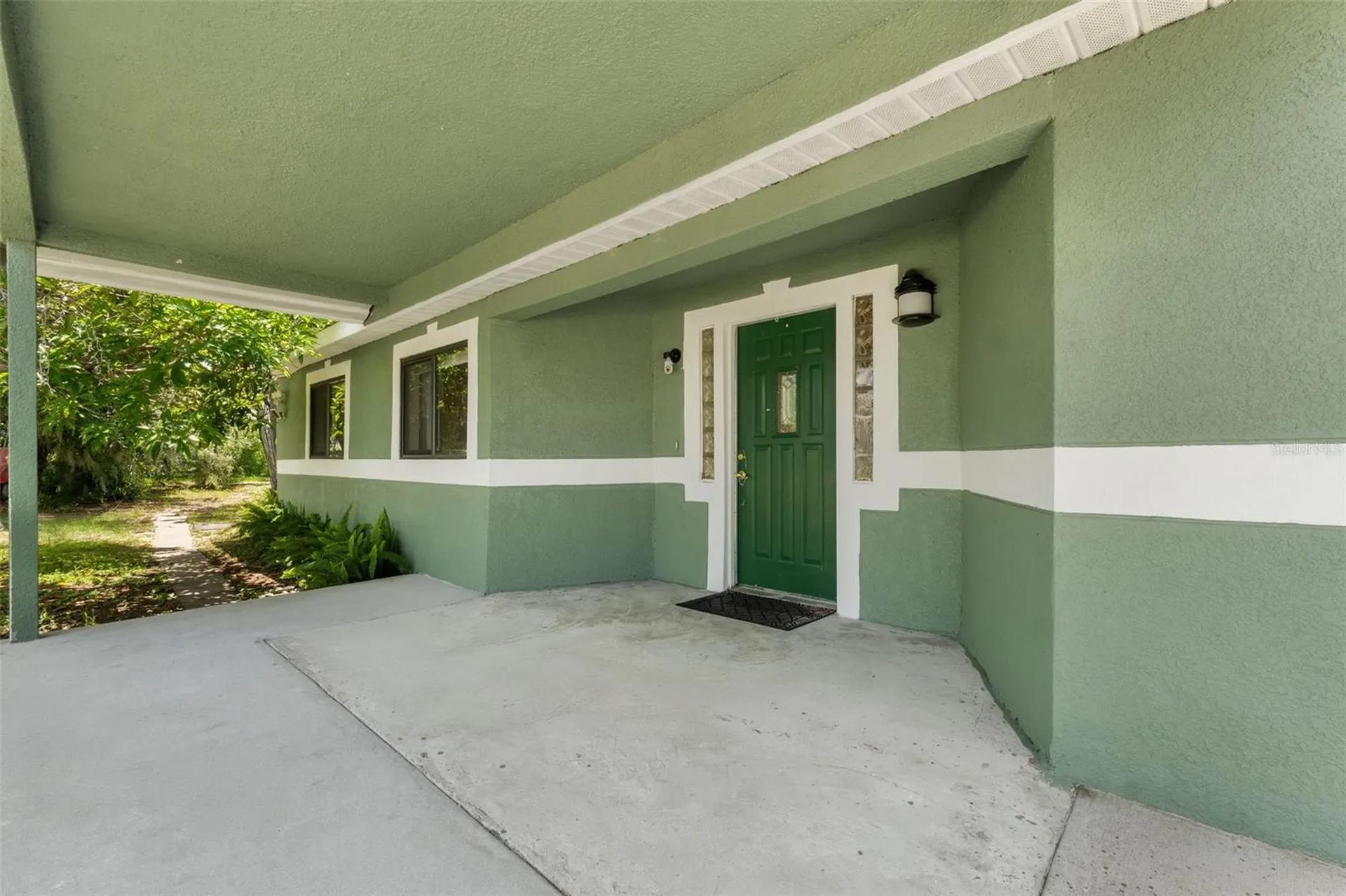 304 Shepard Dundee FL 33838
