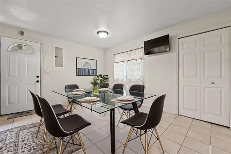 304 Shepard Dundee FL 33838