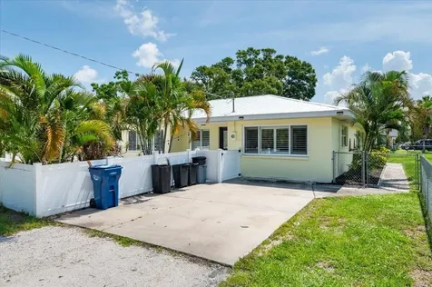3402 15th Avenue W Bradenton FL 34205