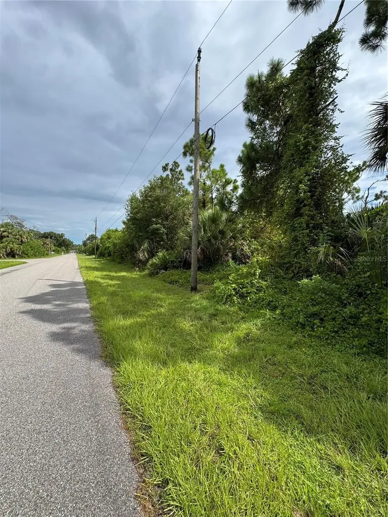 395 Ramblewood Street Port Charlotte FL 33953