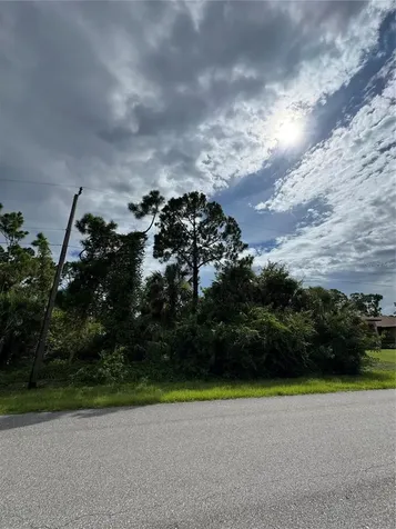 395 Ramblewood Street Port Charlotte FL 33953