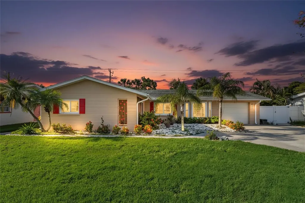 2410 Britannia Road Sarasota FL 34231