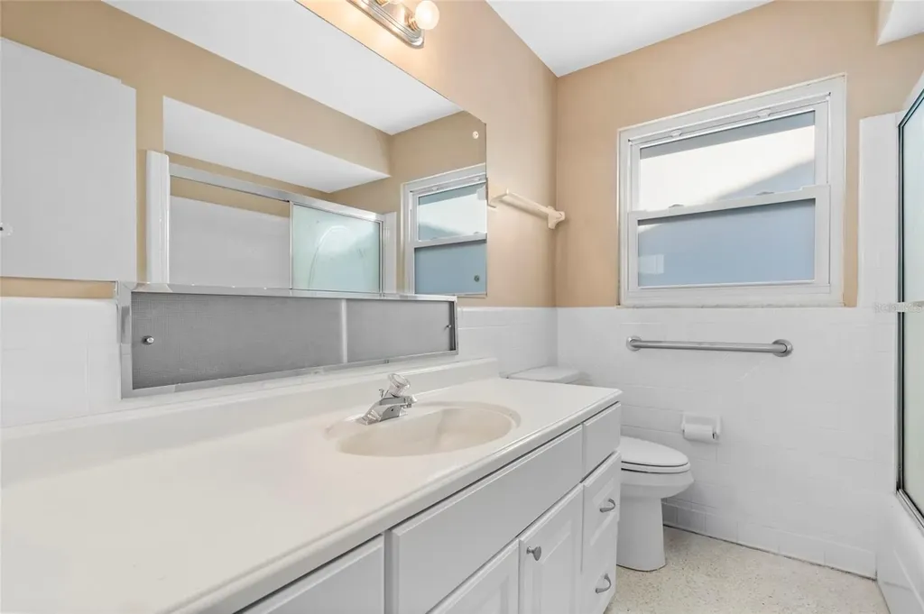 2410 Britannia Road Sarasota FL 34231