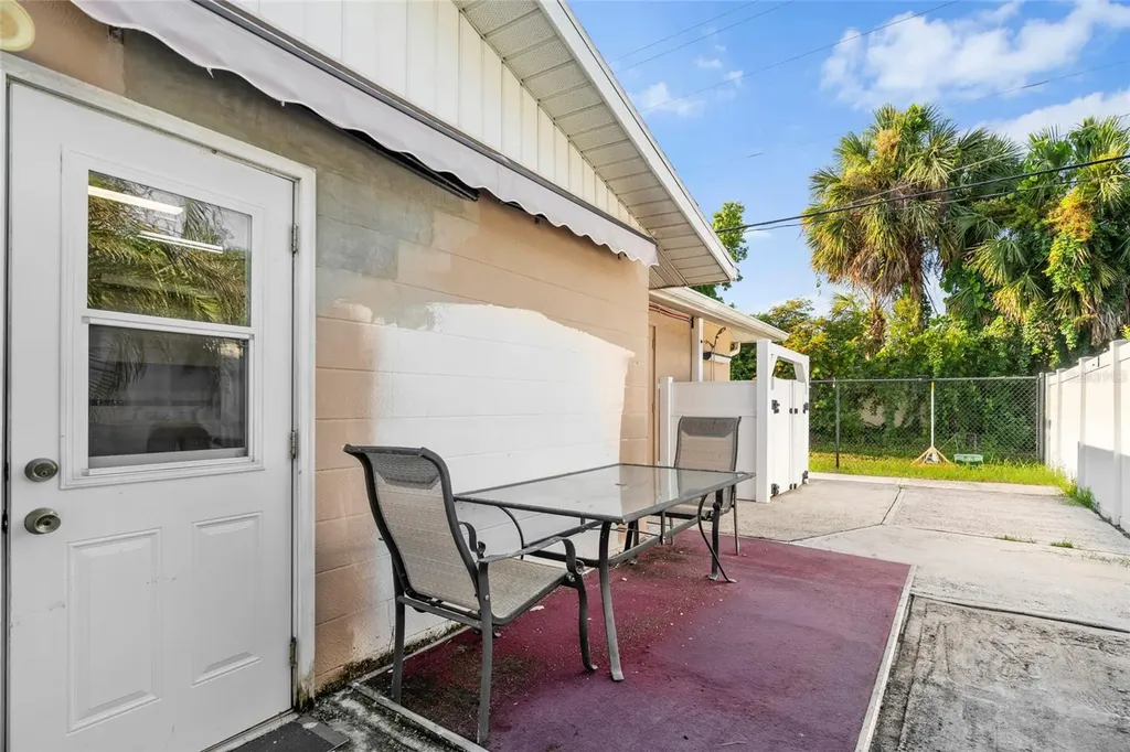2410 Britannia Road Sarasota FL 34231