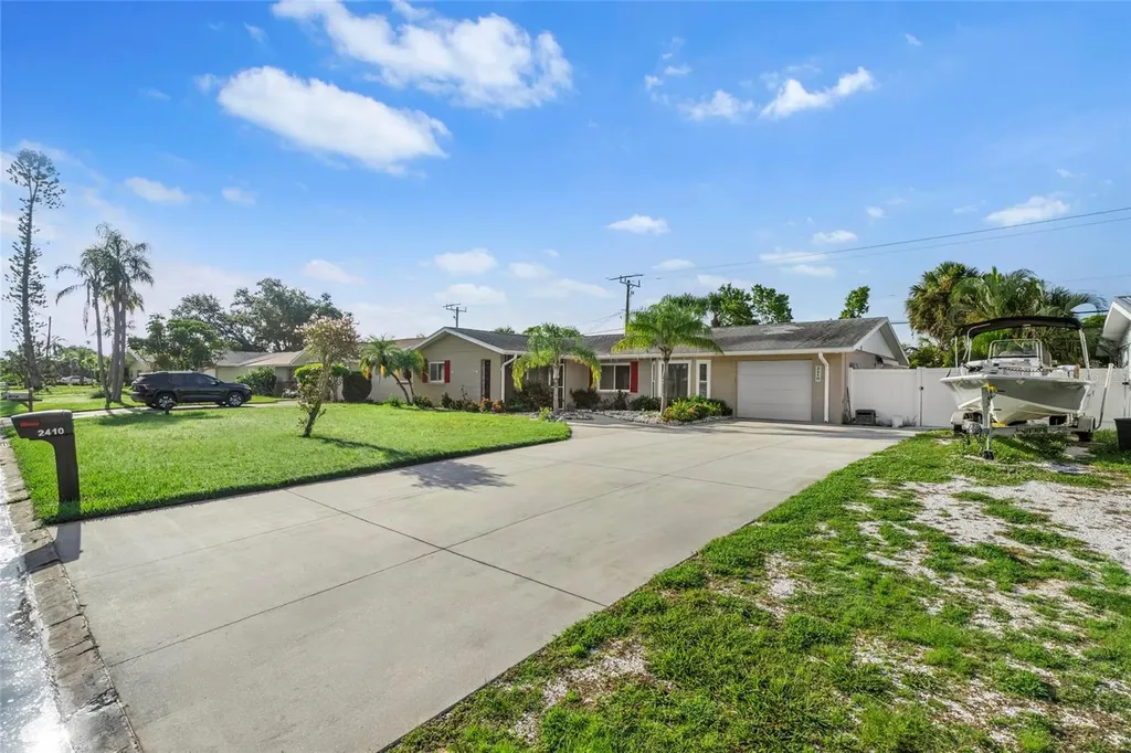 2410 Britannia Road Sarasota FL 34231