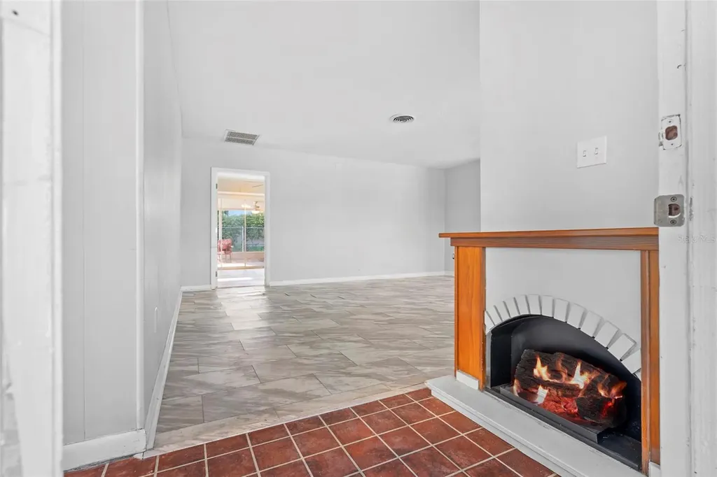 2410 Britannia Road Sarasota FL 34231