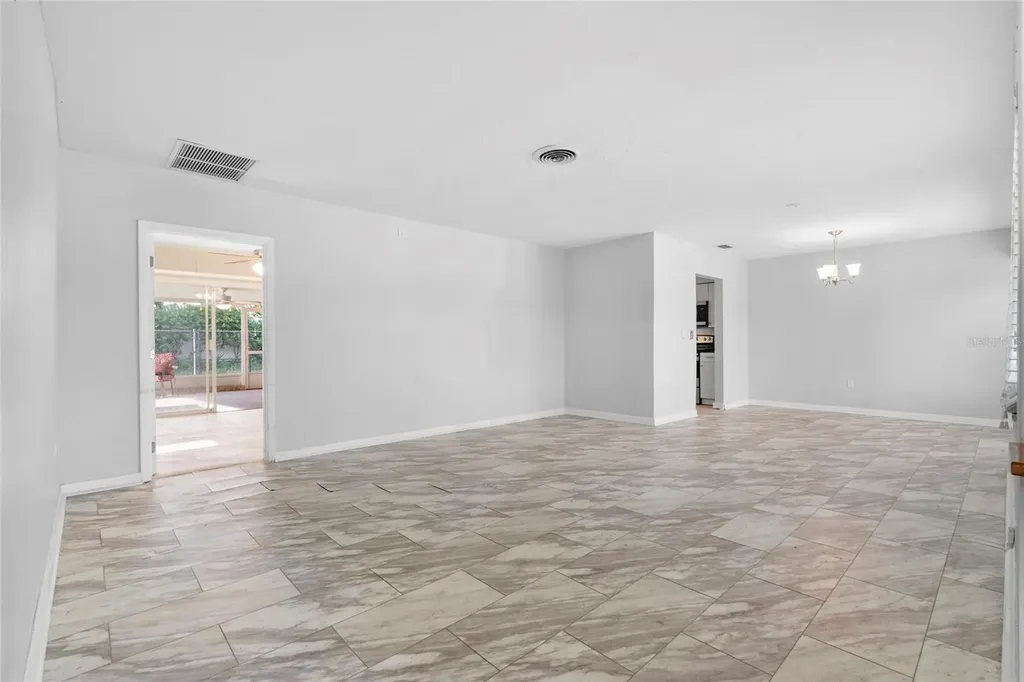 2410 Britannia Road Sarasota FL 34231