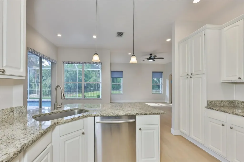 8613 Herons Cove Place Tampa FL 33647
