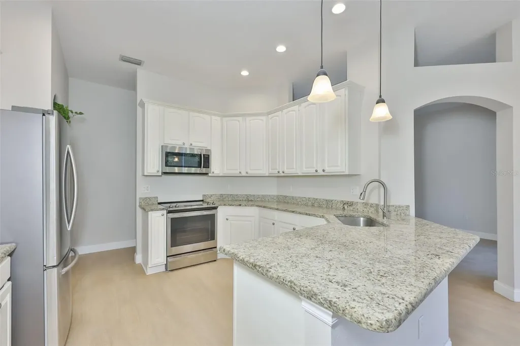 8613 Herons Cove Place Tampa FL 33647