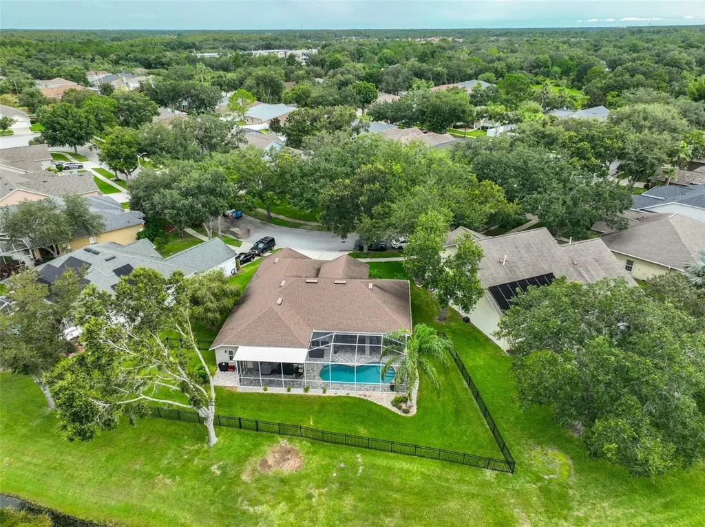 8613 Herons Cove Place Tampa FL 33647