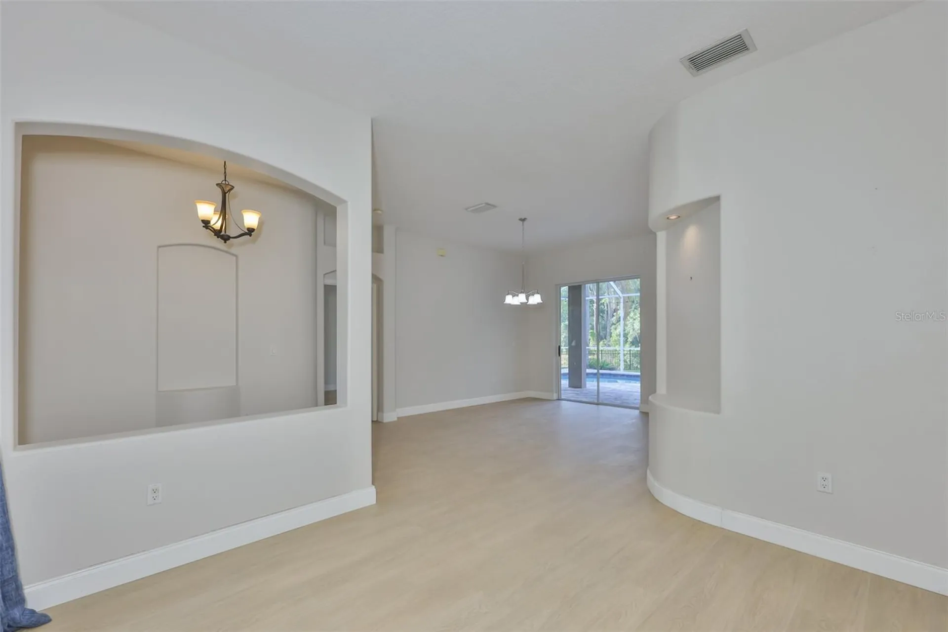 8613 Herons Cove Place Tampa FL 33647